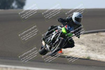 media/Nov-01-2025-TrackDaz (Sat) [[2b4d5192bc]]/B Group/1220pm (Turn 2 Outside)/